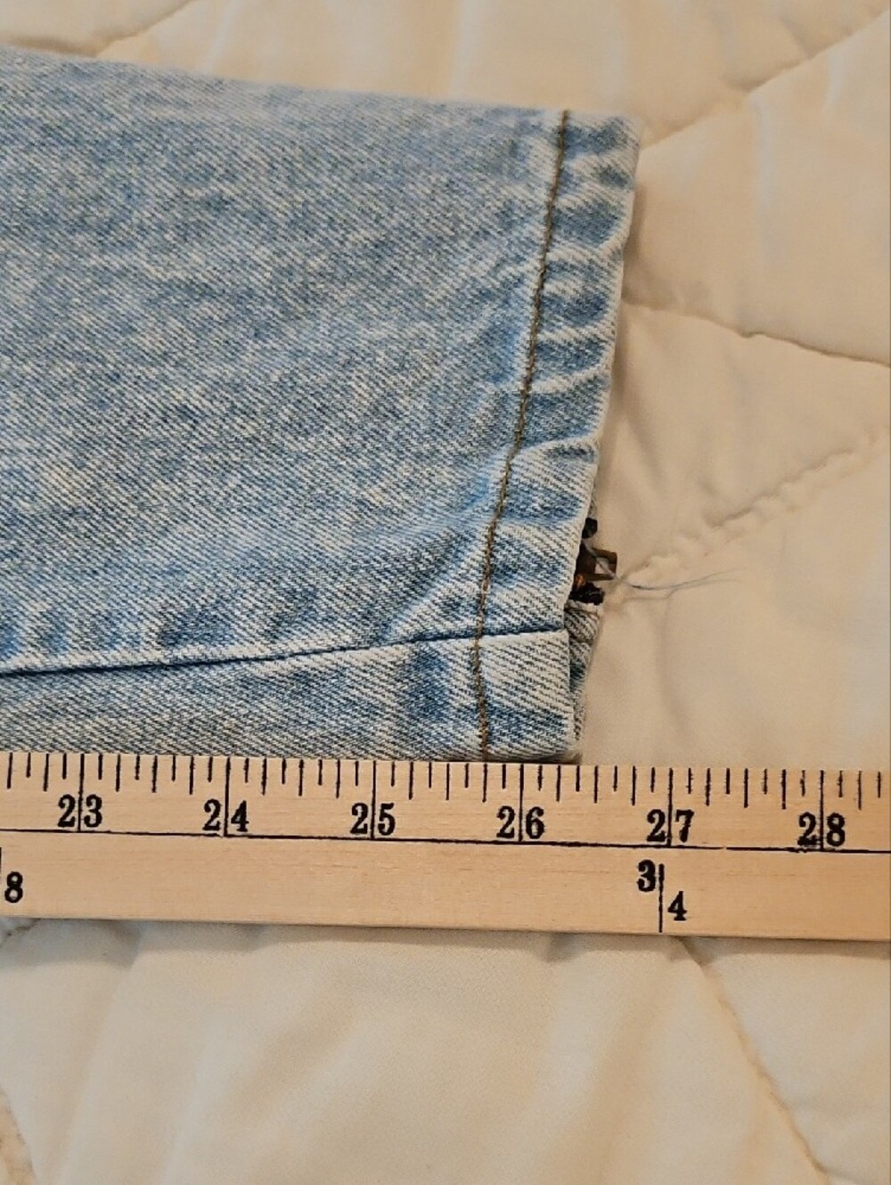 Dakota Blue Stonewashed Skinny Ankle Rhinestone Accented Jeans- Size 9 - Picture 6 of 13